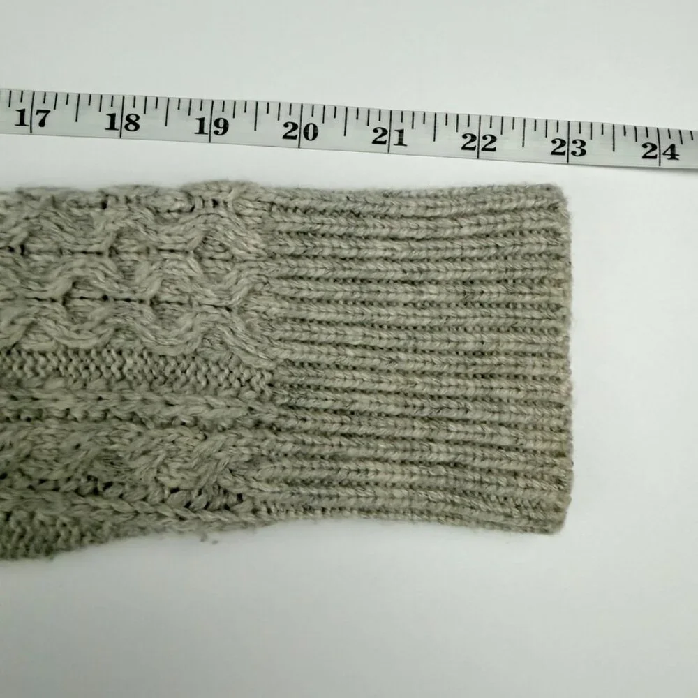 J. Crew Cable Knit Crewneck Sweater Women's Size Small Grey Lambs Wool Blend
